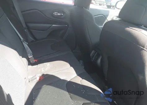 2019 Jeep Cherokee Latitude Fwd z USA, uszkodzony, nr VIN 1C4PJLCX6KD380768